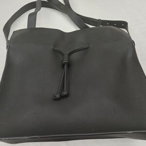 Chic Black Shoulder Bag for Women
